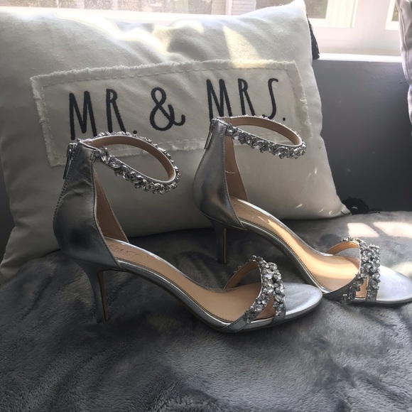 Jewel Badgley Mischka Heel - Picture 6 of 11